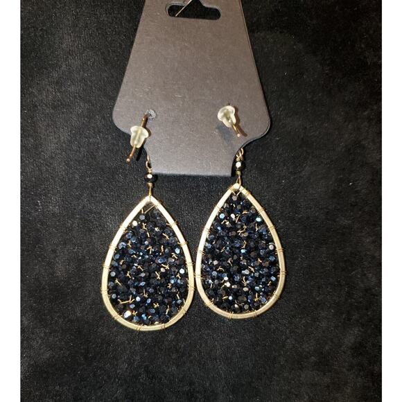 Jewelry Lot 4 -  3 Earrings and 1 Bracelet - Picture 7 of 7